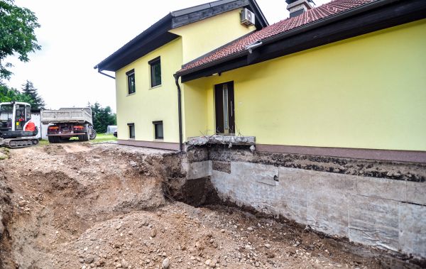 Concrete Settlement Repair in Everett
